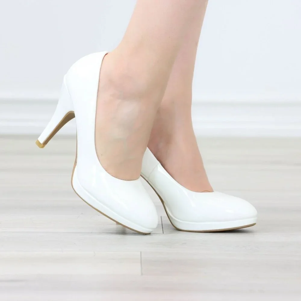 Classic Patent White High Heel Slip On Round Toe Pumps - Picture 4 of 12